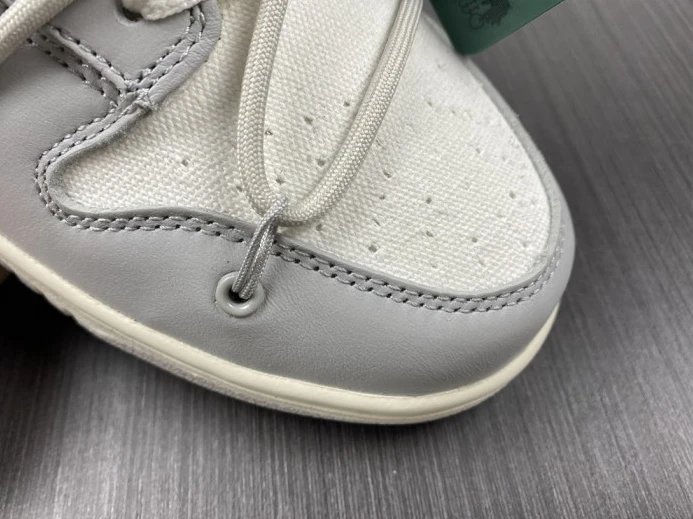 DailyWear ofw x dunk low “42 of 50” dm1602- 3218