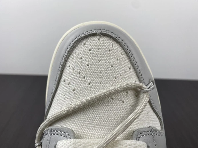DailyWear ofw x dunk low “42 of 50” dm1602- 3218