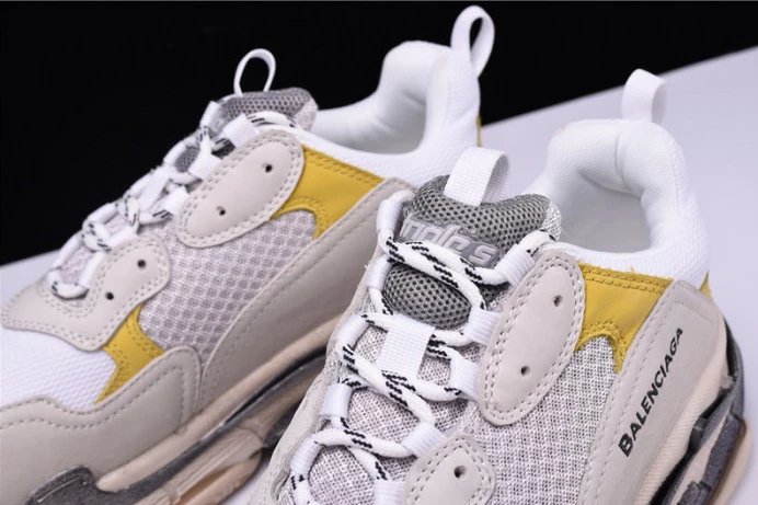 DailyWear triples trainer sneakers 2049