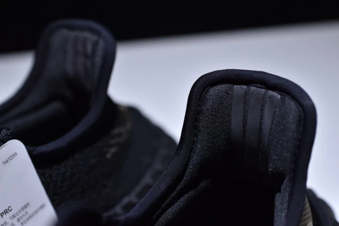EasyMatch Adidas Yeezy Boost 350 V2 Core Black Green BY 442