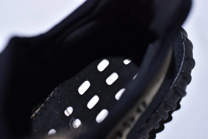 EasyMatch Adidas Yeezy Boost 350 V2 Core Black Green BY 442