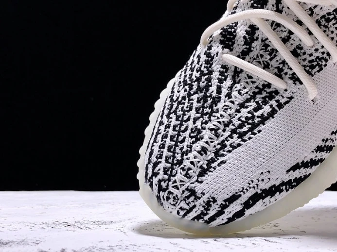 EasyMatch Adidas Yeezy Boost 350 V2 Zebra Black White CP 429
