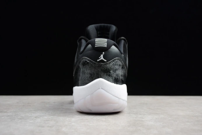 EasyMatch Air Jordan 11 Retro Low "barons" 528895- 1117