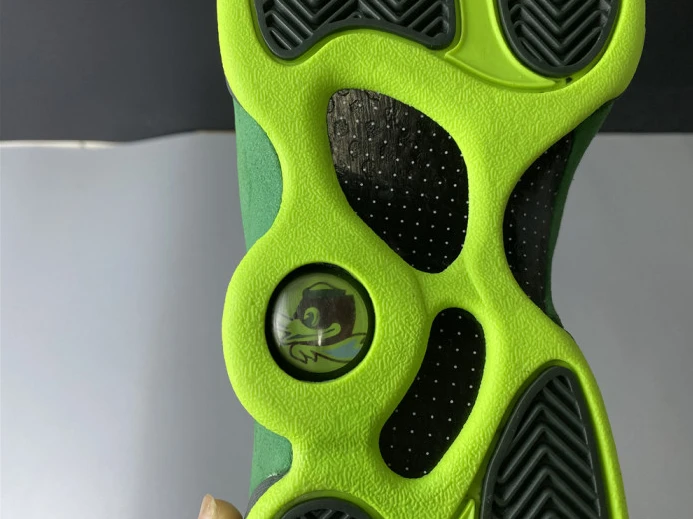 EasyMatch Air Jordan 13 Retro 'Oregon Ducks' PE - AR4390 718