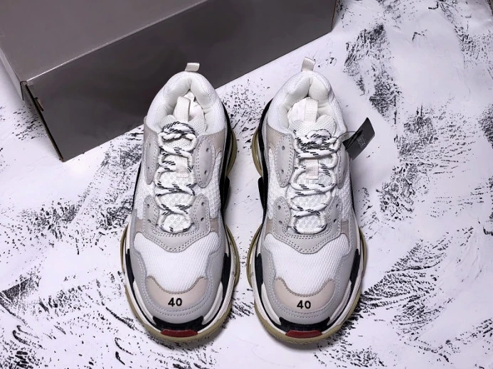 EasyMatch BLCG Triple S White Black Red 533882 W09E1 2541