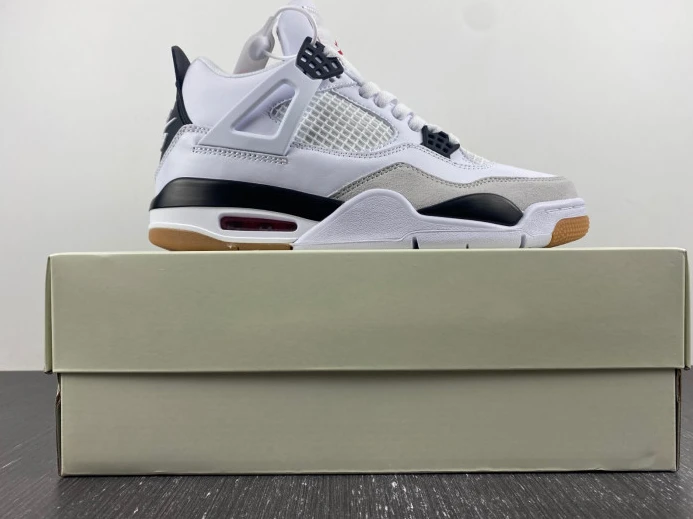 EasyMatch Jordan 4 Retro SB DR5415- 989