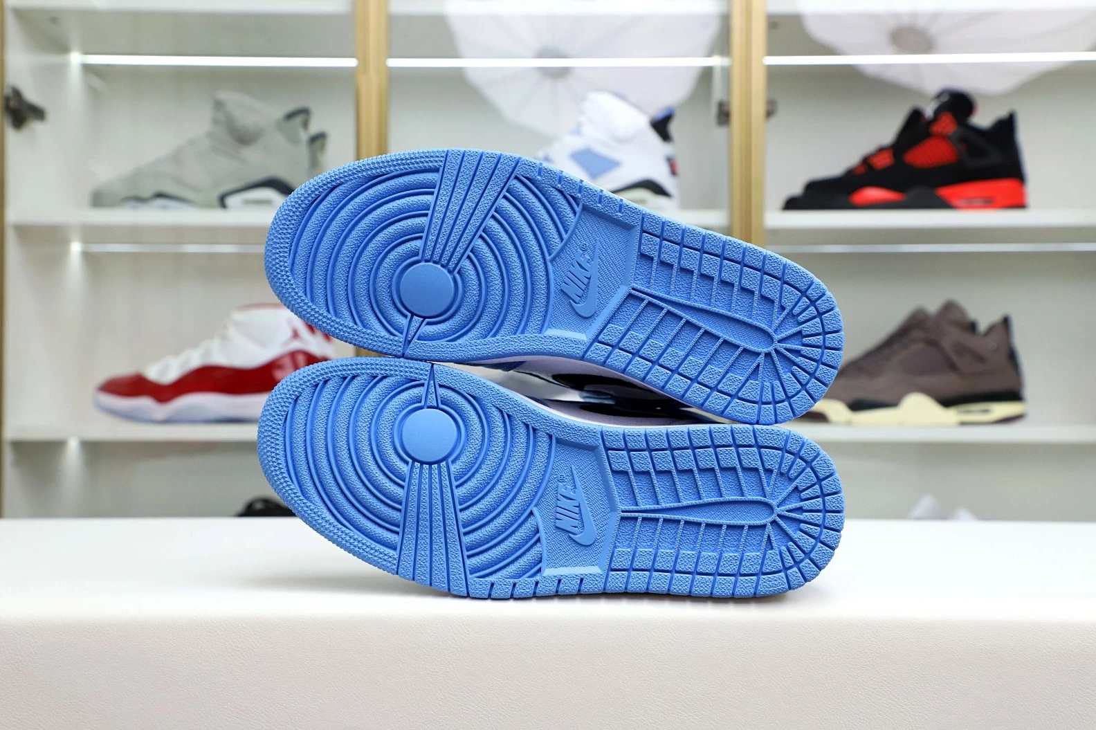 EasyMatch Kimikick AIR JORDAN 1 RETRO HIGH OG 'UNIVERSITY 1998