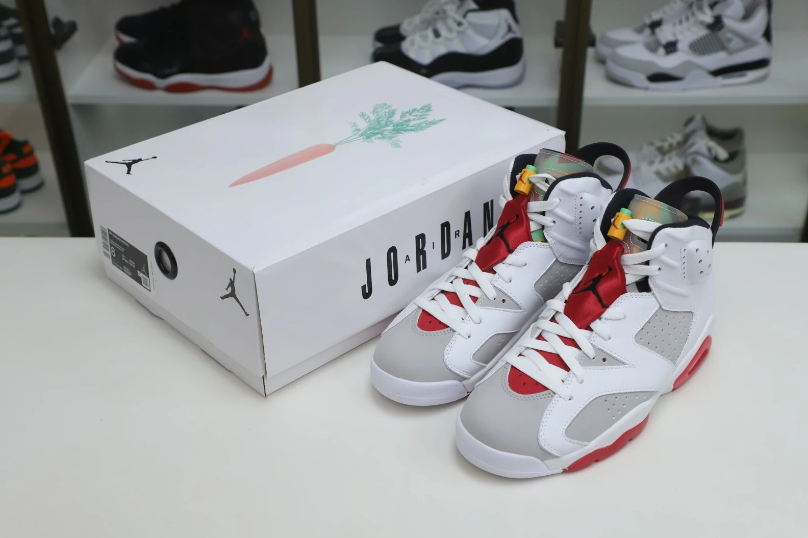 EasyMatch Kimikick AIR JORDAN 6 RETRO NEUTRAL GREY 1982