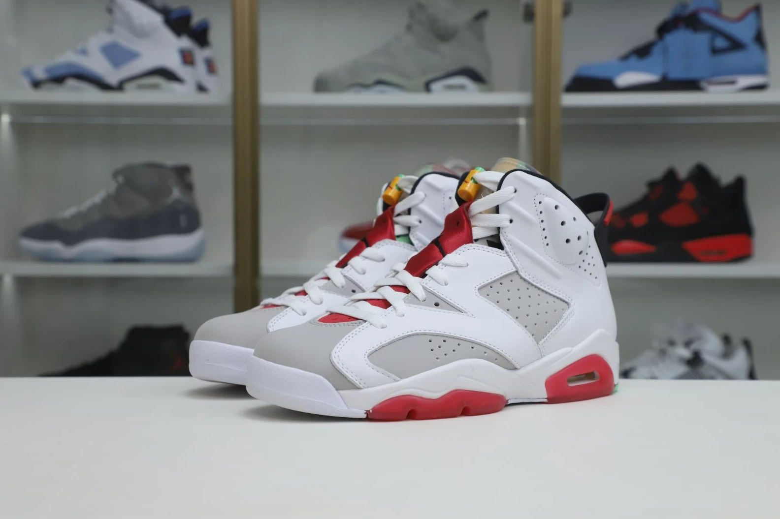 EasyMatch Kimikick AIR JORDAN 6 RETRO NEUTRAL GREY 1982