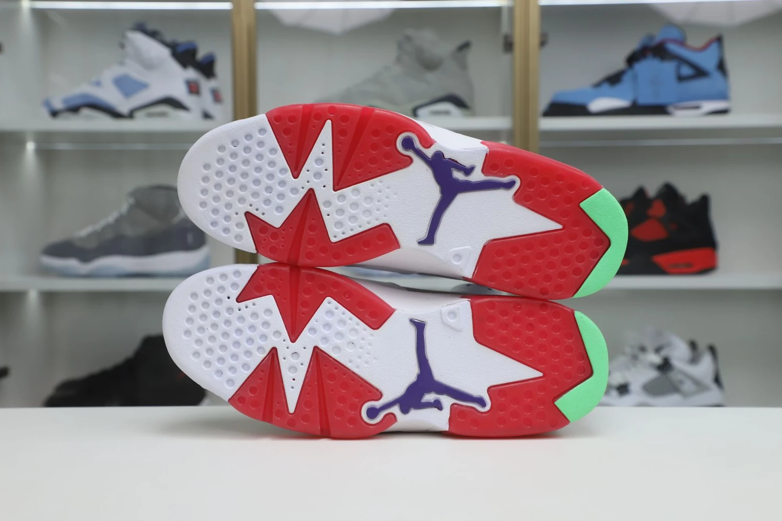 EasyMatch Kimikick AIR JORDAN 6 RETRO NEUTRAL GREY 1982