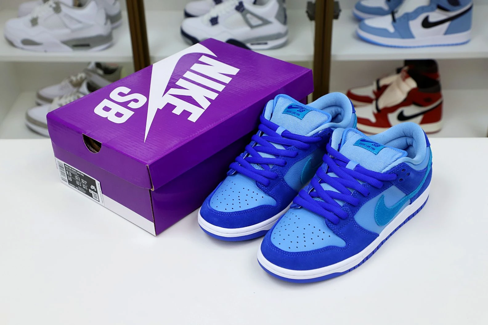 EasyMatch Kimikick NIKE SB DUNK LOW BLUE RASPBERRY 3491