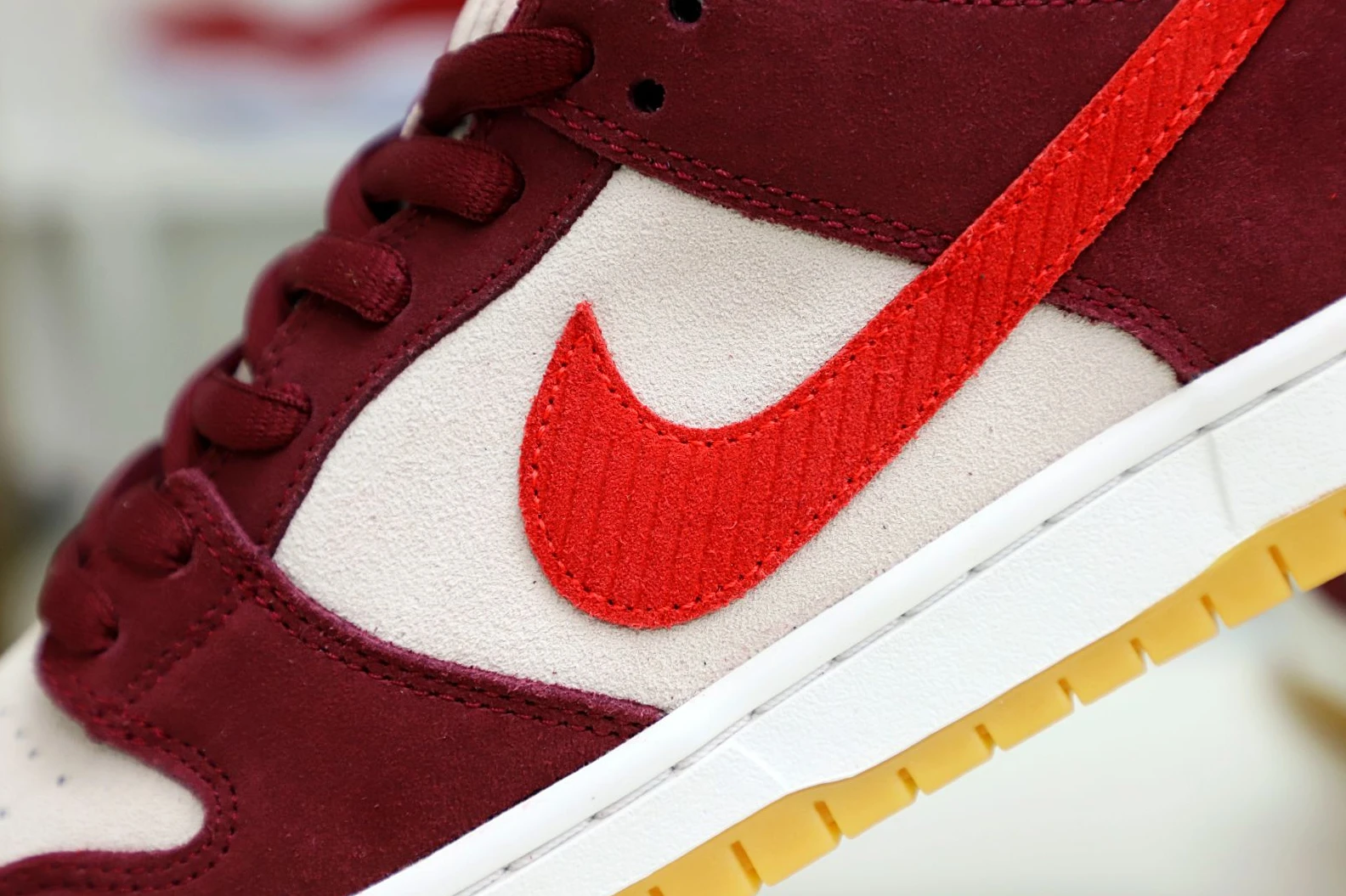 EasyMatch Kimikick Nike Dunk SB Low Skate Like a Girl 3475