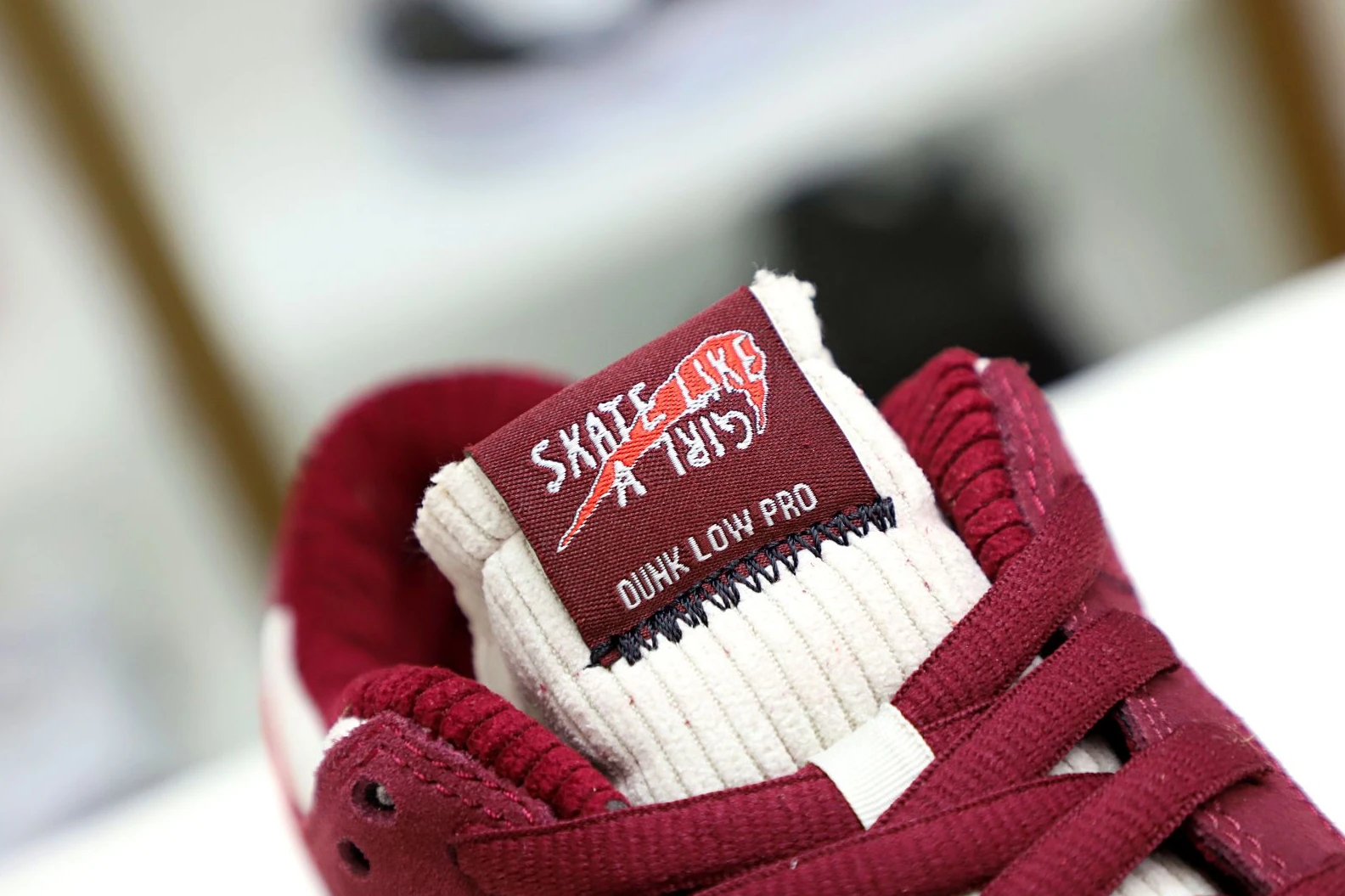 EasyMatch Kimikick Nike Dunk SB Low Skate Like a Girl 3475