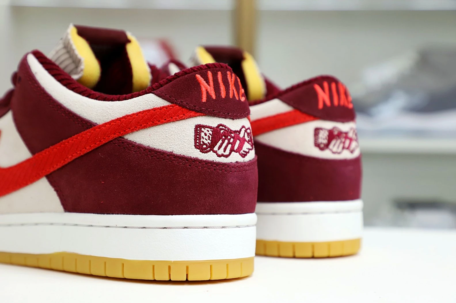 EasyMatch Kimikick Nike Dunk SB Low Skate Like a Girl 3475