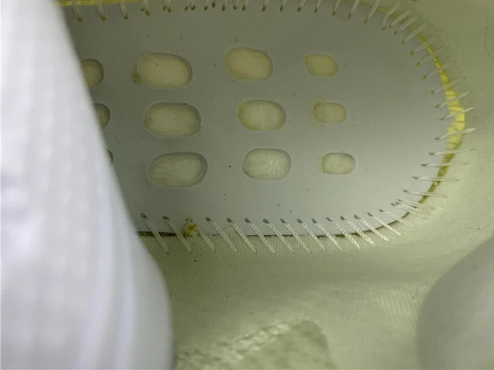 EasyMatch ad*s yeezy boost 380 calcite glow gz 139