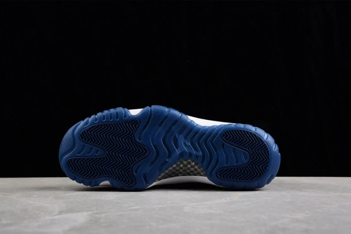 EasyMatch air jordan 11 velvet “midnight navy” ar0715- 1384