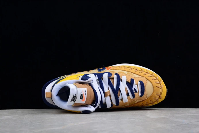 EasyMatch r42 sacai x jean paul gaultier x nk vaporwaffle dh9186- 3311