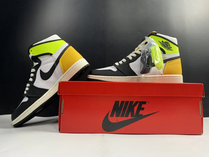 Fashionable AIR JORDAN 1 RETRO HIGH OG 'VOLT GOLD' 555088- 831