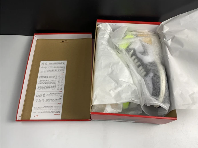 Fashionable AIR JORDAN 1 RETRO HIGH OG 'VOLT GOLD' 555088- 831