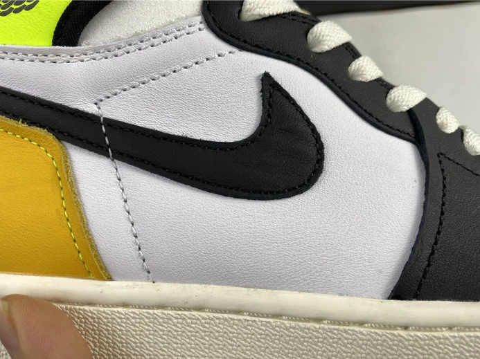 Fashionable AIR JORDAN 1 RETRO HIGH OG 'VOLT GOLD' 555088- 831