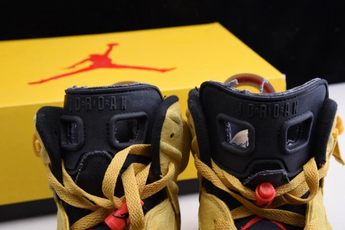 Fashionable AIR JORDAN 6 YELLOW X TRAVIS SCOTT CN1084- 606