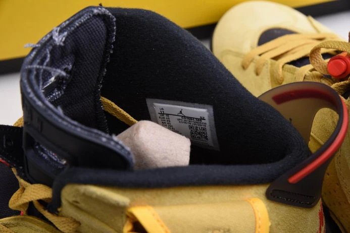 Fashionable AIR JORDAN 6 YELLOW X TRAVIS SCOTT CN1084- 606