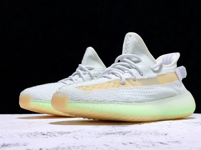Fashionable Adidas Yeezy Boost 350 V2 Hyperspace EG 450