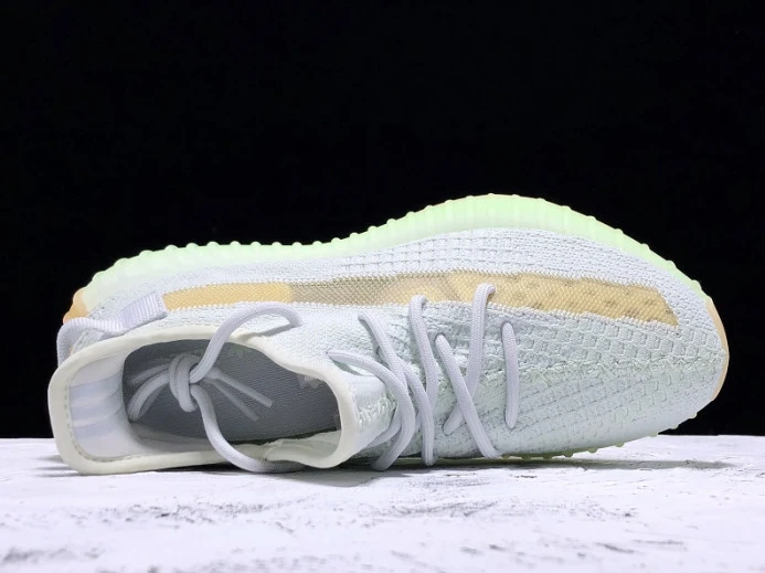 Fashionable Adidas Yeezy Boost 350 V2 Hyperspace EG 450