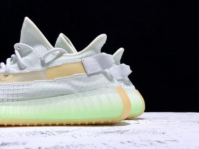 Fashionable Adidas Yeezy Boost 350 V2 Hyperspace EG 450