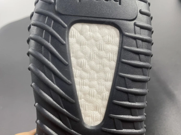 Fashionable Adidas Yeezy Boost 350 V2 Mono Cinder GX 309
