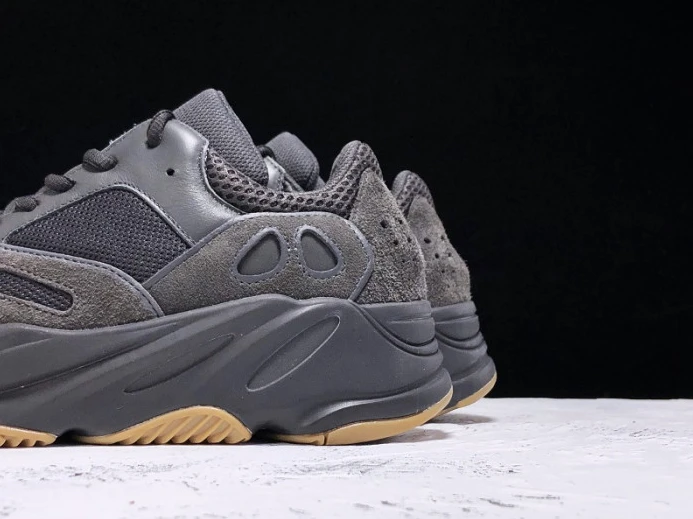 Fashionable Adidas Yeezy Boost 700 Utility Black FV 465