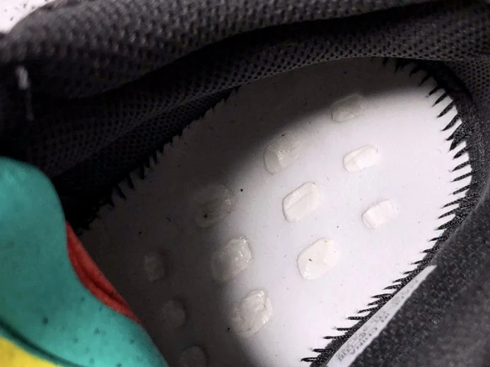 Fashionable Adidas Yeezy Boost 700 Utility Black FV 465