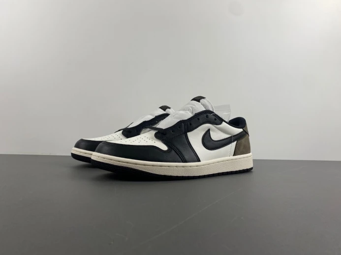 Fashionable Air Jordan 1 Low OG Mocha CZ0790- 572