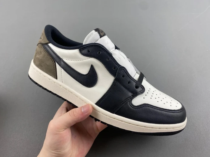 Fashionable Air Jordan 1 Low OG Mocha CZ0790- 572