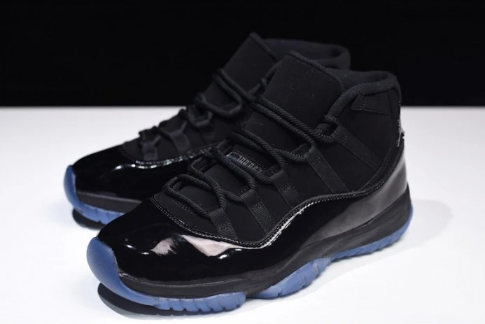 Fashionable Air Jordan 11 Cap and Gown black 378037- 1112