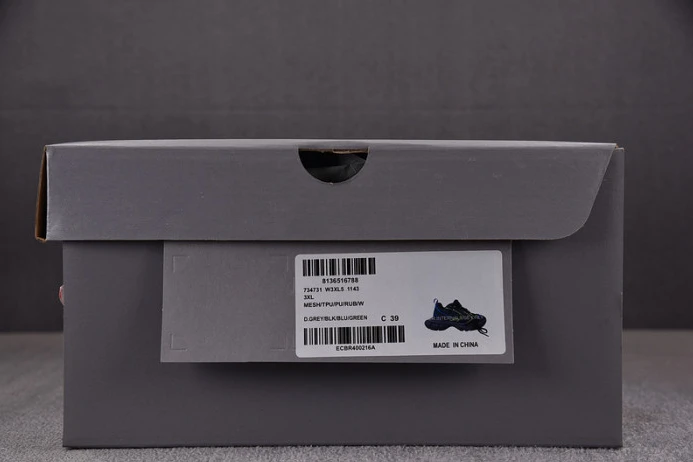 Fashionable BLCG 3XL SNEAKER 734731 W3XL5 2437