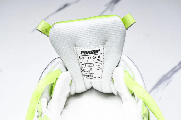 Fashionable BLCG RUNNER SNEAKER 772767 WRNMT 2398