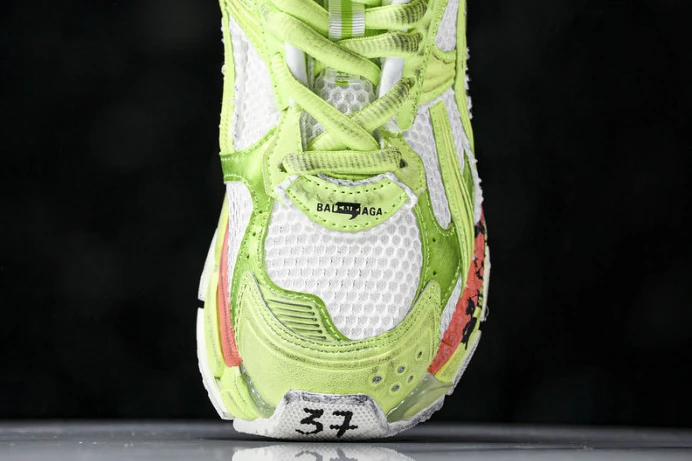 Fashionable BLCG RUNNER SNEAKER 772767 WRNMT 2398