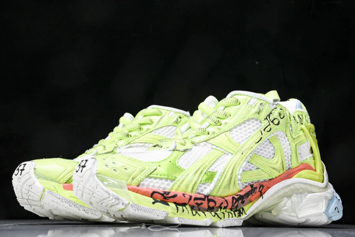 Fashionable BLCG RUNNER SNEAKER 772767 WRNMT 2398