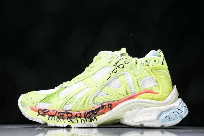 Fashionable BLCG RUNNER SNEAKER 772767 WRNMT 2398
