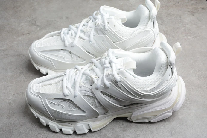 Fashionable BLCG TRACK SNEAKER 542023 W3GH2 2569