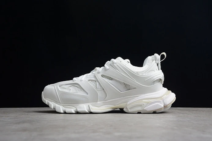 Fashionable BLCG TRACK SNEAKER 542023 W3GH2 2569