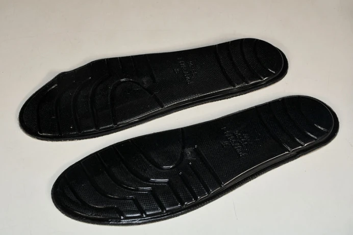 Fashionable BLCG TRACK SNEAKER 542436 W2FSC 2551