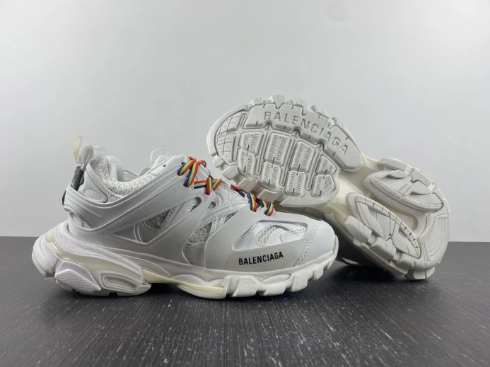 Fashionable BLCG TRACK SNEAKER 542436 W3RM1 2552