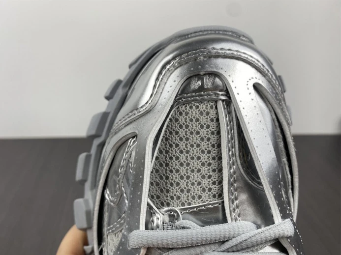 Fashionable BLCG TRACK SNEAKER 668556 W3FS2 2574
