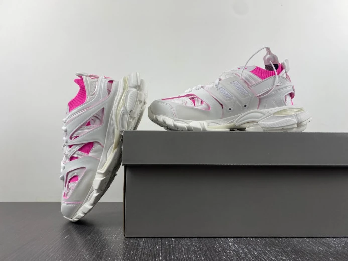 Fashionable BLCG TRACK SNEAKER 736328 W3SKC 2390