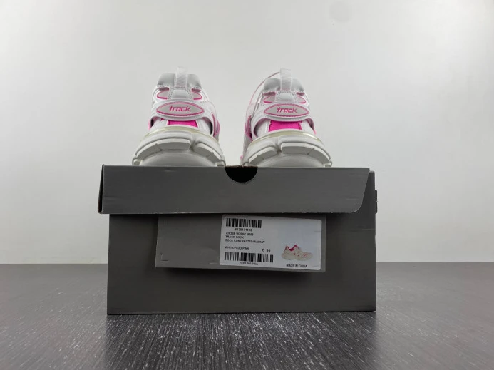 Fashionable BLCG TRACK SNEAKER 736328 W3SKC 2390