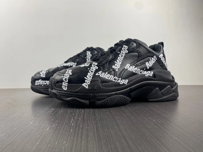 Fashionable BLCG TRIPLE S SNEAKER 536737 W2FAB 2394