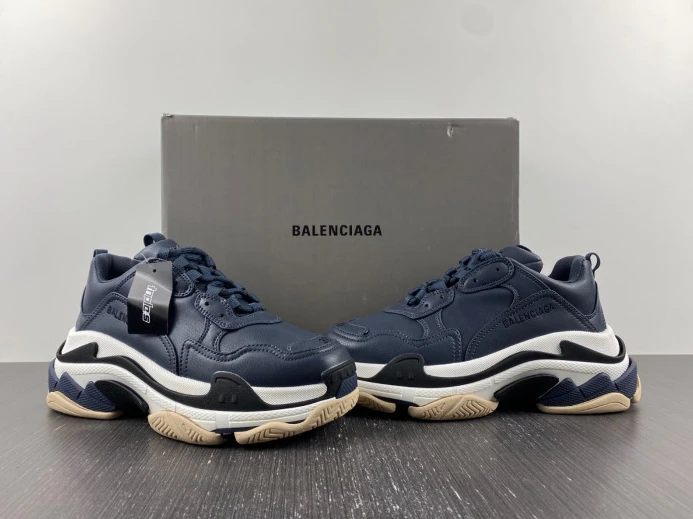 Fashionable BLCG TRIPLE S SNEAKER 536737 W2FAD 2362