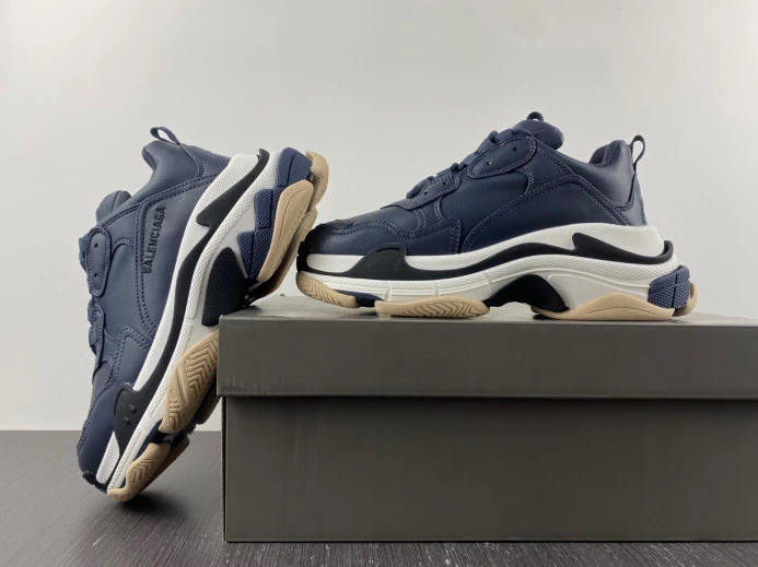 Fashionable BLCG TRIPLE S SNEAKER 536737 W2FAD 2362